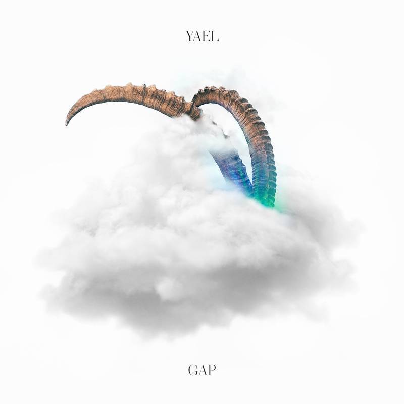 Dalla lirica al pop, la voce di Yael illumina e fortifica l’anima: “GAP” è il suo nuovo singolo