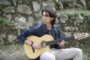 Scopri di più sull'articolo Edoardo Baroni debutta alla #1 di Amazon Music con “Songs”, il suo secondo album